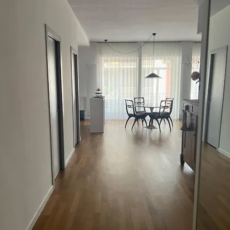 Luxuryflat 42 Apartment